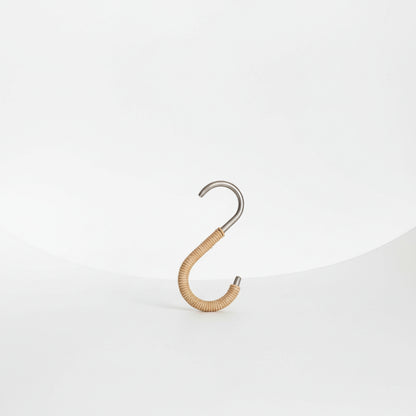 Cintre pour étendoir à linge en rotin naturel