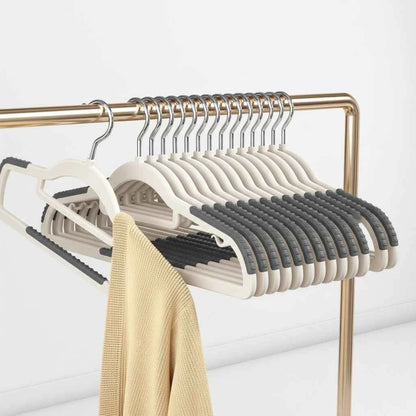 Cintre pour étendoir à linge antidérapant plastique