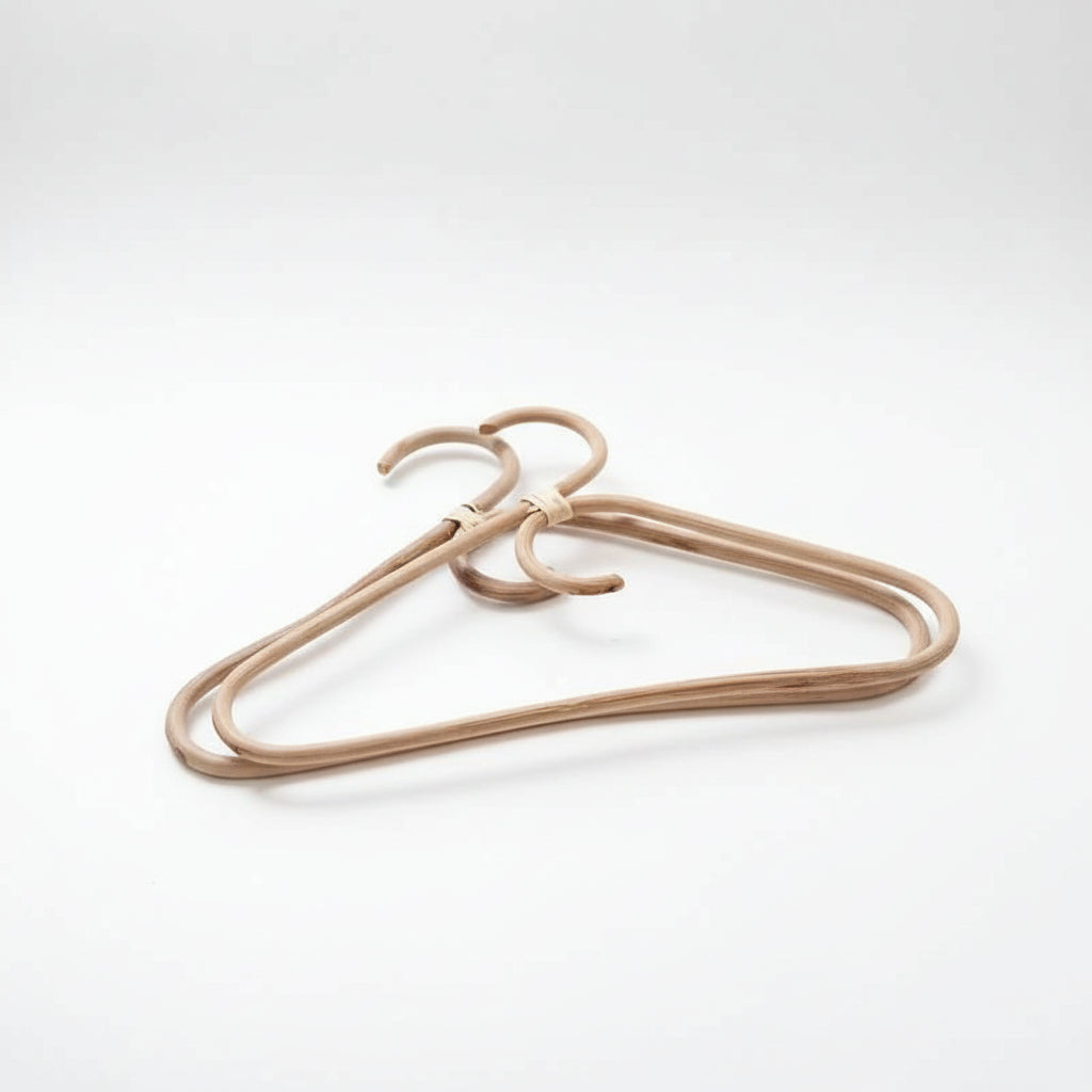 Cintre pour étendoir à linge en rotin naturel