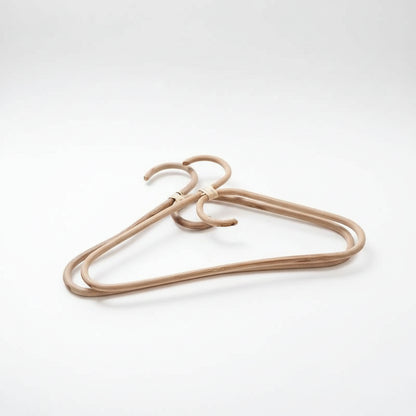 Cintre pour étendoir à linge en rotin naturel