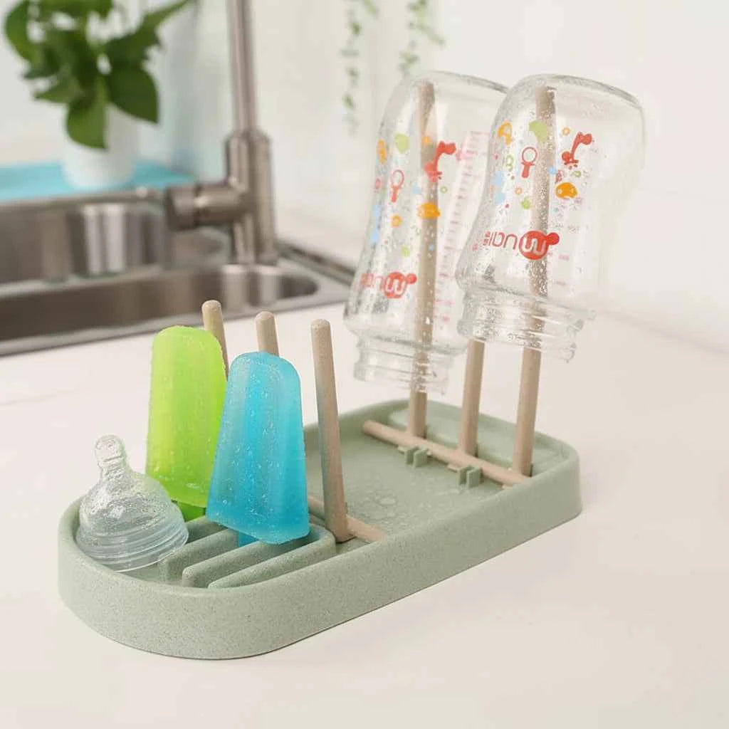 Étendoir à linge pour biberons en paille de blé