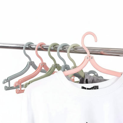 Petit étendoir à linge pliable de voyage