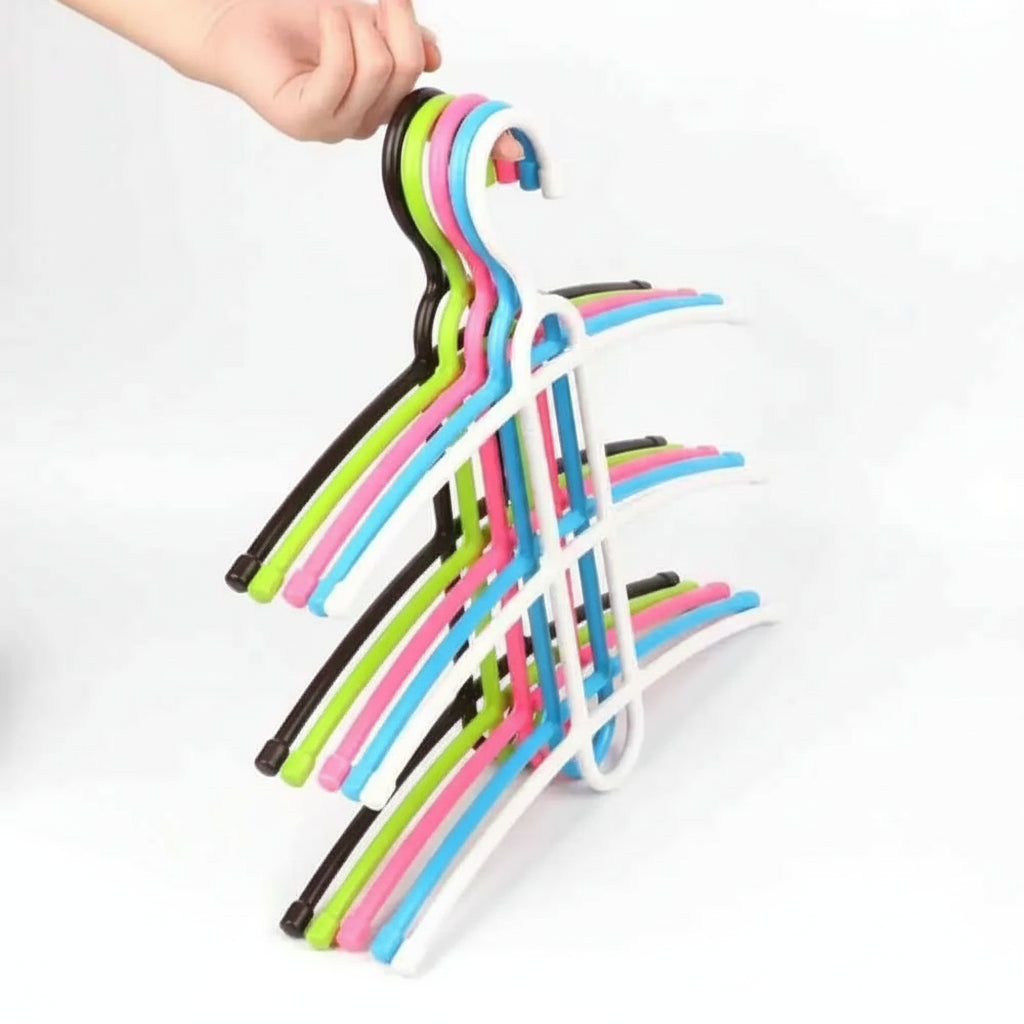 Cintre pour étendoir à linge trois niveaux gain de place