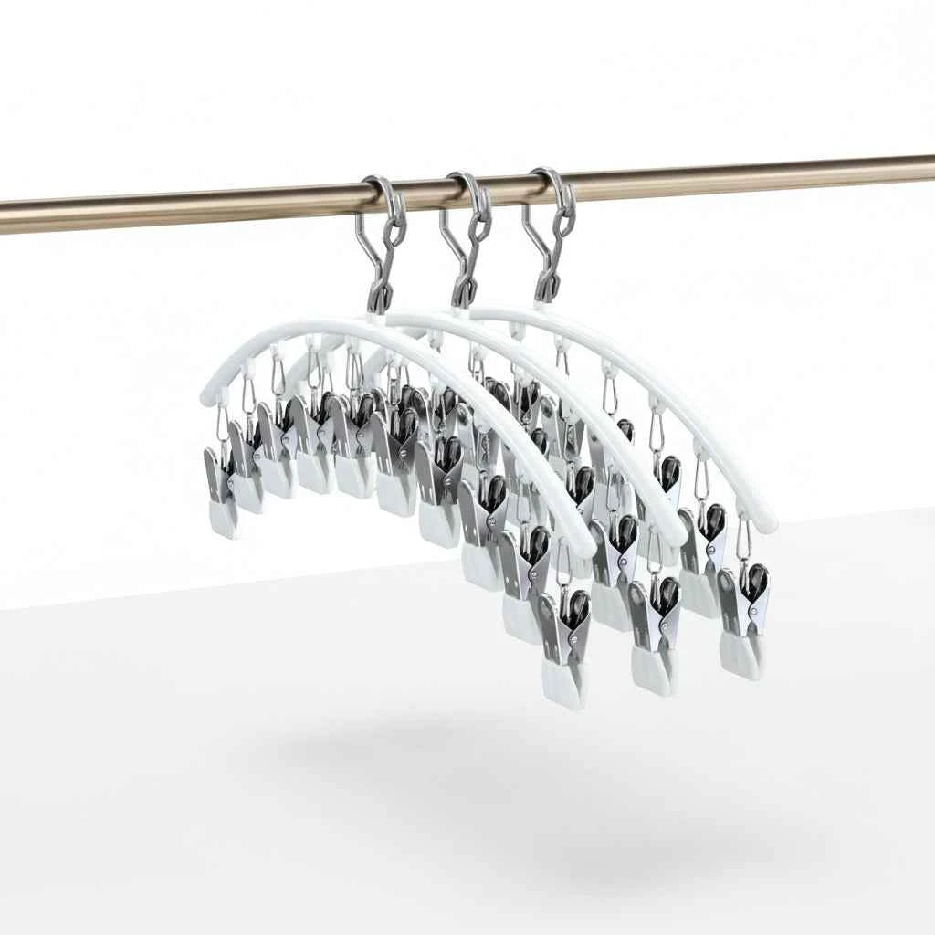 Cintre pour étendoir à linge avec pinces antidérapantes