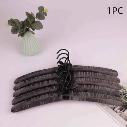 Cintre pour étendoir à linge satin rembourré