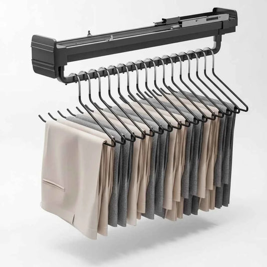 Cintre pour étendoir à linge coulissant pantalon