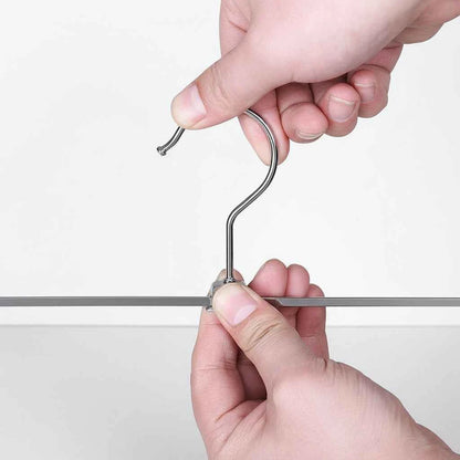 Cintre pour étendoir à linge à pinces antidérapant