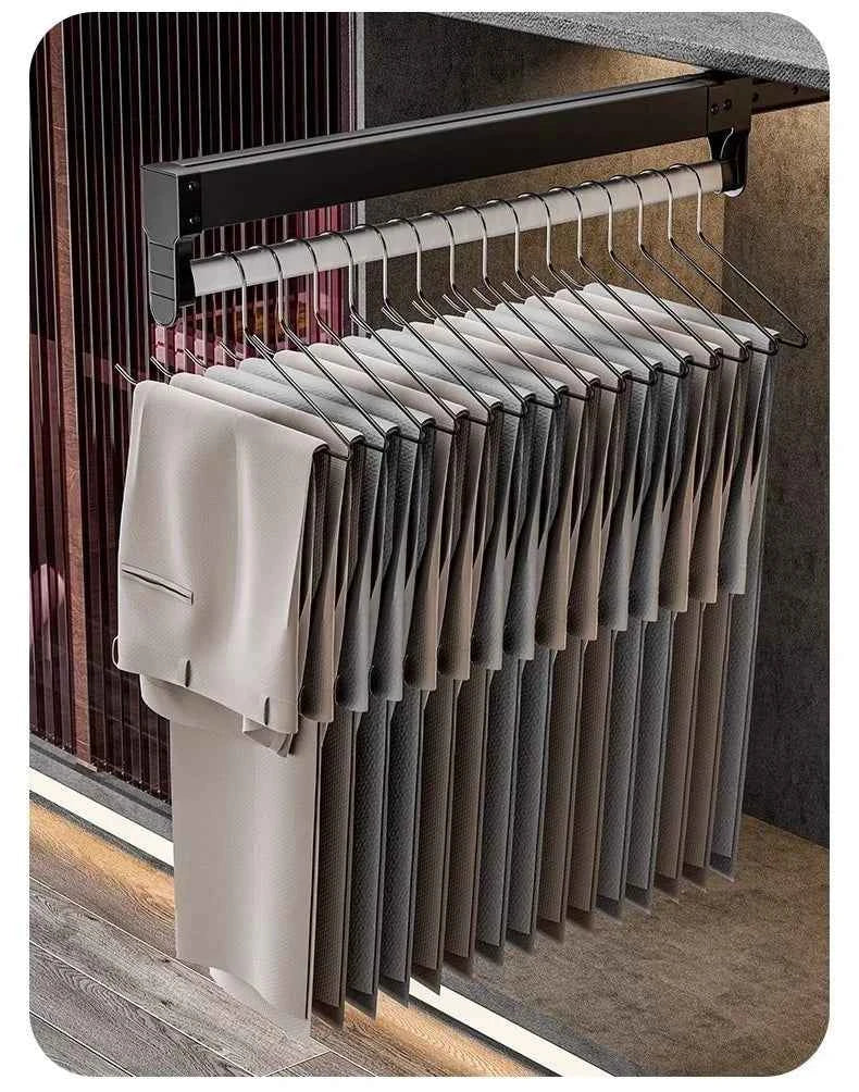 Cintre pour étendoir à linge extensible tiroir