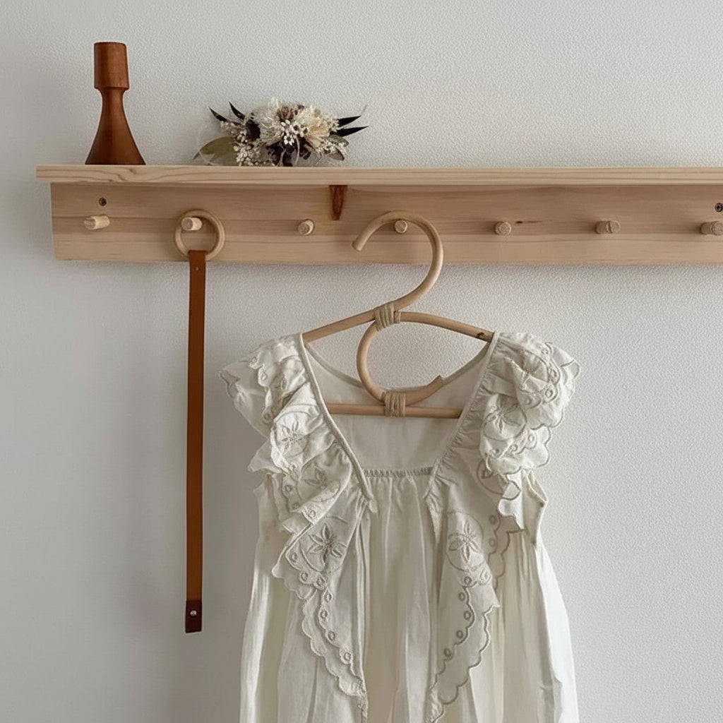 Cintre pour étendoir à linge en rotin naturel