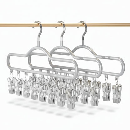 Cintre pour étendoir à linge avec pinces multiples