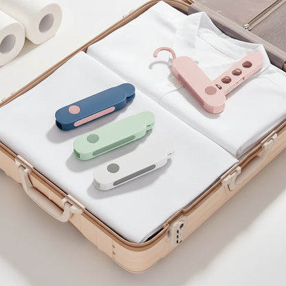 Cintre pour étendoir à linge pliable de voyage