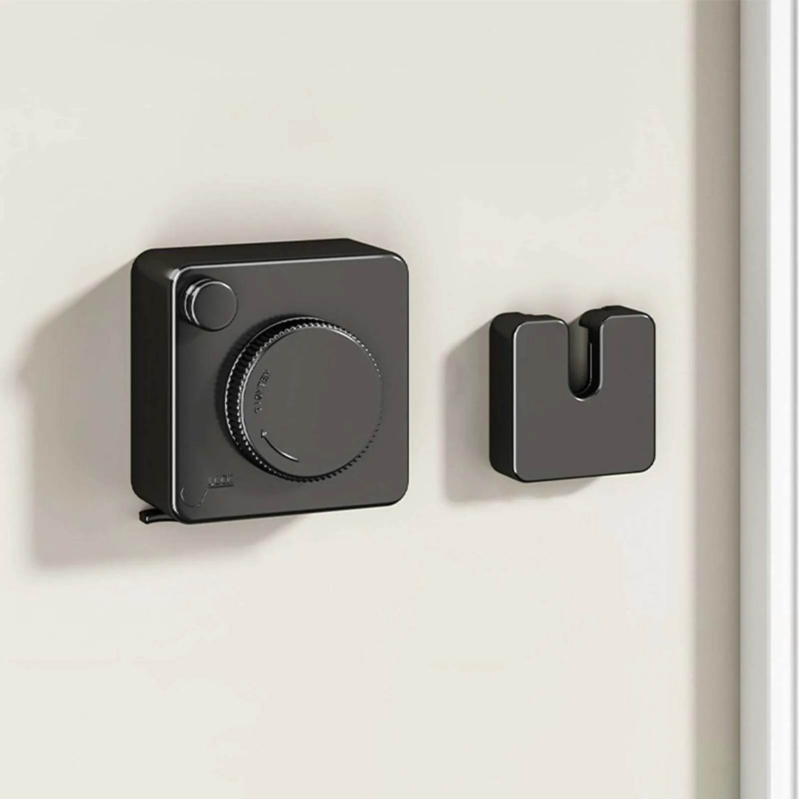 Étendoir à linge mural rétractable carré discret - L'Univers de l'Étendoir